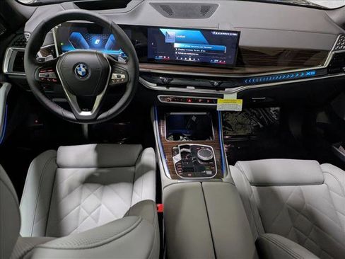 New 2026 BMW X5 xDrive50e image 16