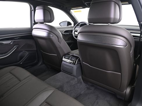 Used 2023 Audi A8 L 3.0T image 17