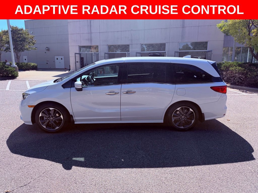 Used 2023 Honda Odyssey Elite image 4