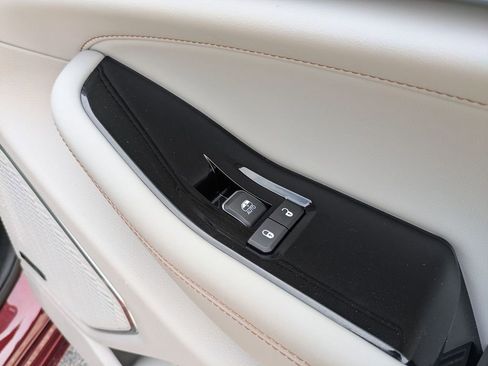 Used 2023 Jeep Grand Cherokee Overland image 36