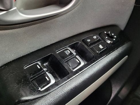 Used 2017 Kia Soul FWD image 27