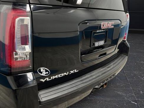 Used 2016 GMC Yukon XL SLT w/ Open Road Package AWD/4WD image 44