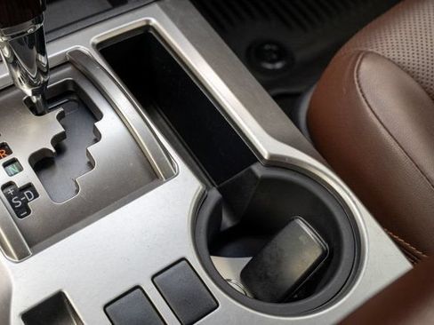 Used 2019 Toyota 4Runner 4WD image 31