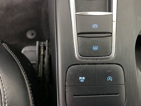 Used 2020 Ford Escape SEL image 24