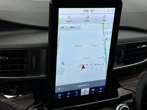 Used 2024 Ford Explorer Limited w/ Limited Technology Package image 21