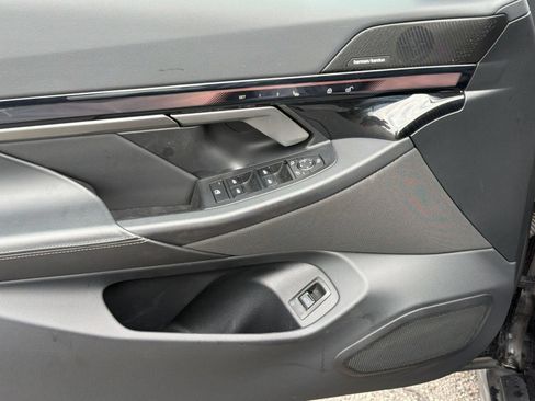 Certified 2024 BMW i5 eDrive40i w/ Premium Package RWD image 13
