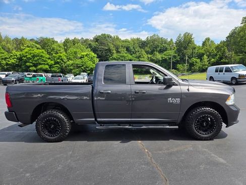 Used 2019 RAM 1500 Express AWD/4WD image 8