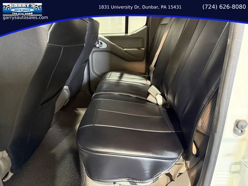 Used 2021 Nissan Frontier SV w/ Midnight Edition Floor Mats image 22