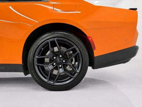 Used 2026 Dodge Charger Scat Pack AWD/4WD image 13