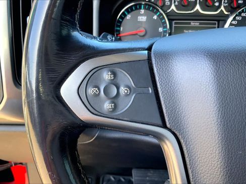 Used 2018 Chevrolet Silverado 1500 LT image 22