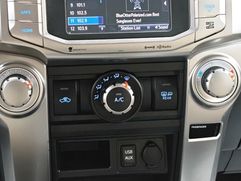 Used 2016 Toyota 4Runner SR5 image 30