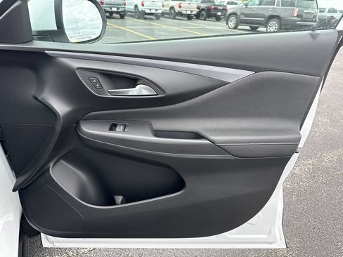 New 2026 Buick Envista Preferred FWD image 33