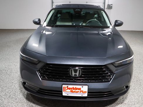 Used 2024 Honda Accord EX image 4