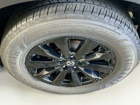 Used 2025 MAZDA CX-50 AWD 2.5 S w/ Premium Package image 11