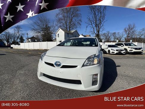 Used 2010 Toyota Prius Four image 1