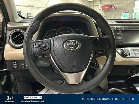 Used 2013 Toyota RAV4 XLE AWD/4WD image 16