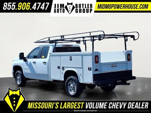 Used 2025 Chevrolet Silverado 2500 W/T w/ WT Convenience Package AWD/4WD image 4