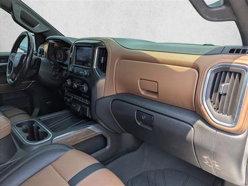 Used 2020 Chevrolet Silverado 1500 High Country RWD image 28