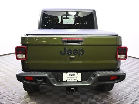 Used 2023 Jeep Gladiator Sport AWD/4WD image 5