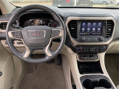 Used 2023 GMC Acadia Denali image 10