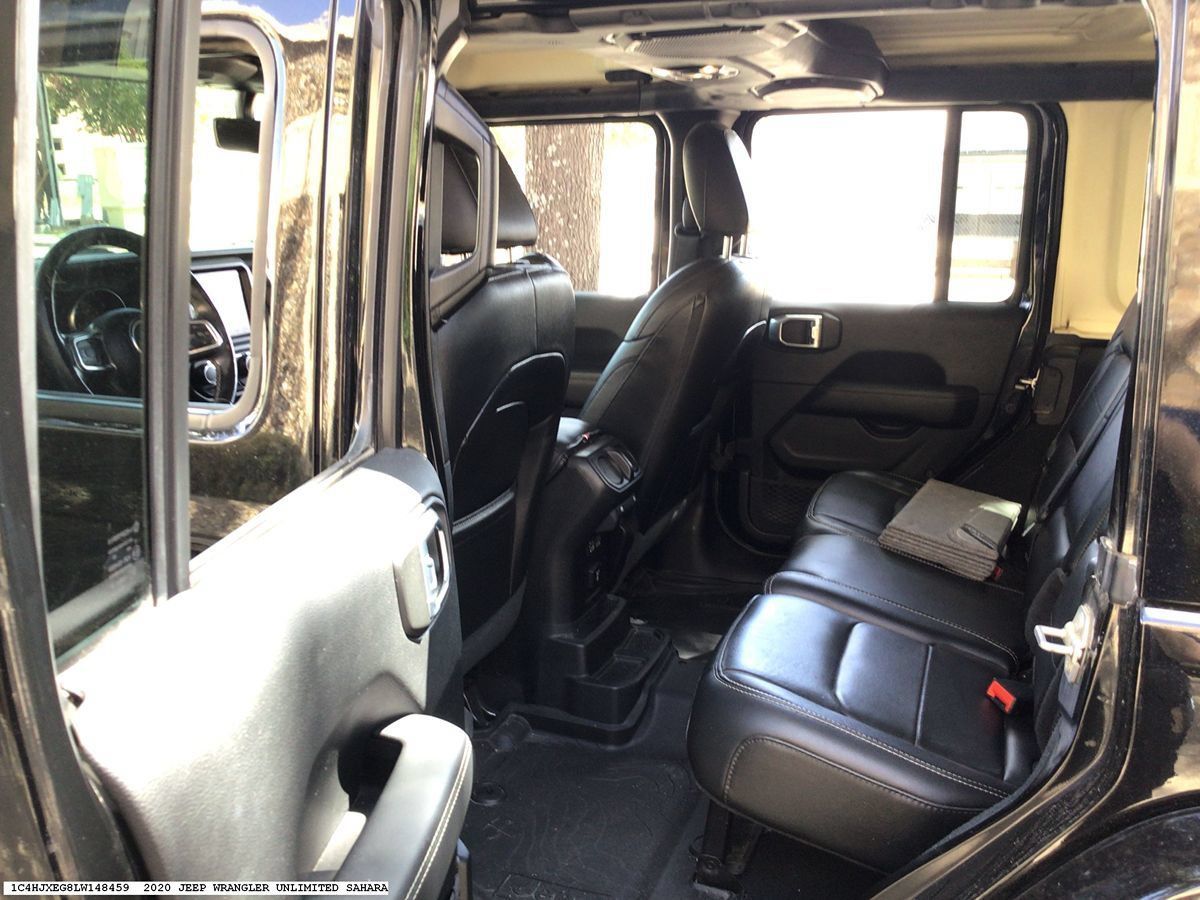 Used 2020 Jeep Wrangler Unlimited Sahara AWD/4WD image 9