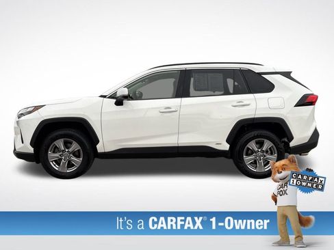 Used 2022 Toyota RAV4 XLE AWD/4WD image 2