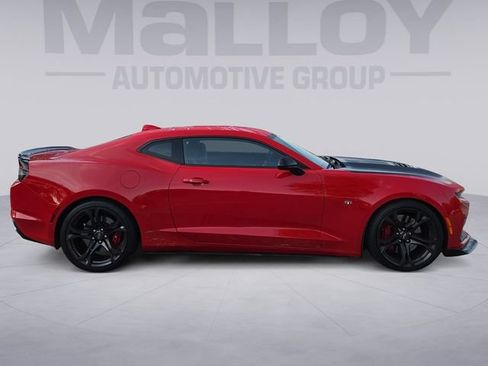 Used 2021 Chevrolet Camaro SS RWD image 6