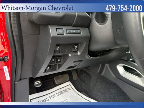 Used 2022 Nissan Frontier SV AWD/4WD image 12