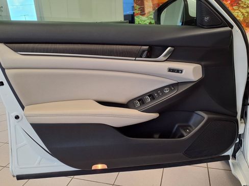 Used 2022 Honda Accord EX-L image 22