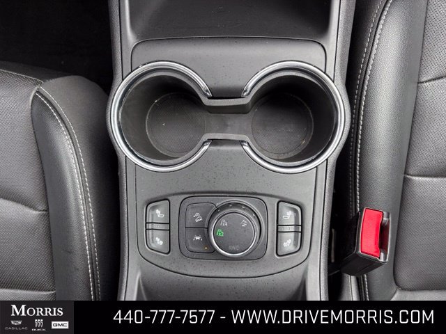 Used 2023 GMC Terrain SLT w/ Infotainment Package II AWD/4WD image 22