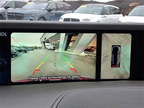 Certified 2024 Lincoln Nautilus Reserve w/ Equipment Group 202A image 19