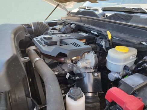 Used 2021 RAM 3500 Laramie AWD/4WD image 11