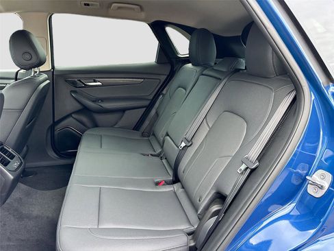 New 2025 VinFast VF 8 Eco AWD/4WD image 23