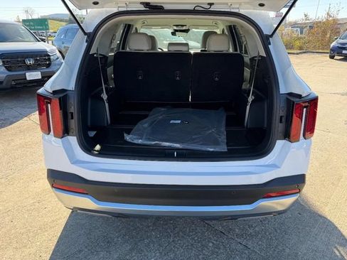 New 2026 Kia Sorento S AWD/4WD image 5