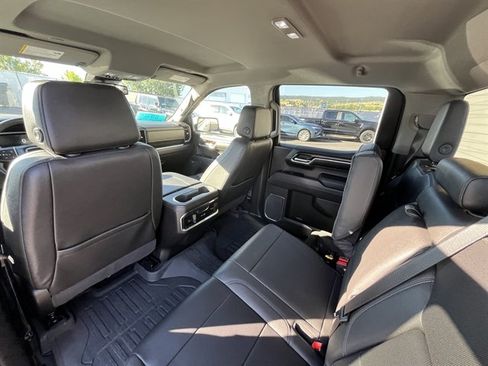 Used 2023 GMC Sierra 1500 SLT w/ SLT Convenience Package AWD/4WD image 51