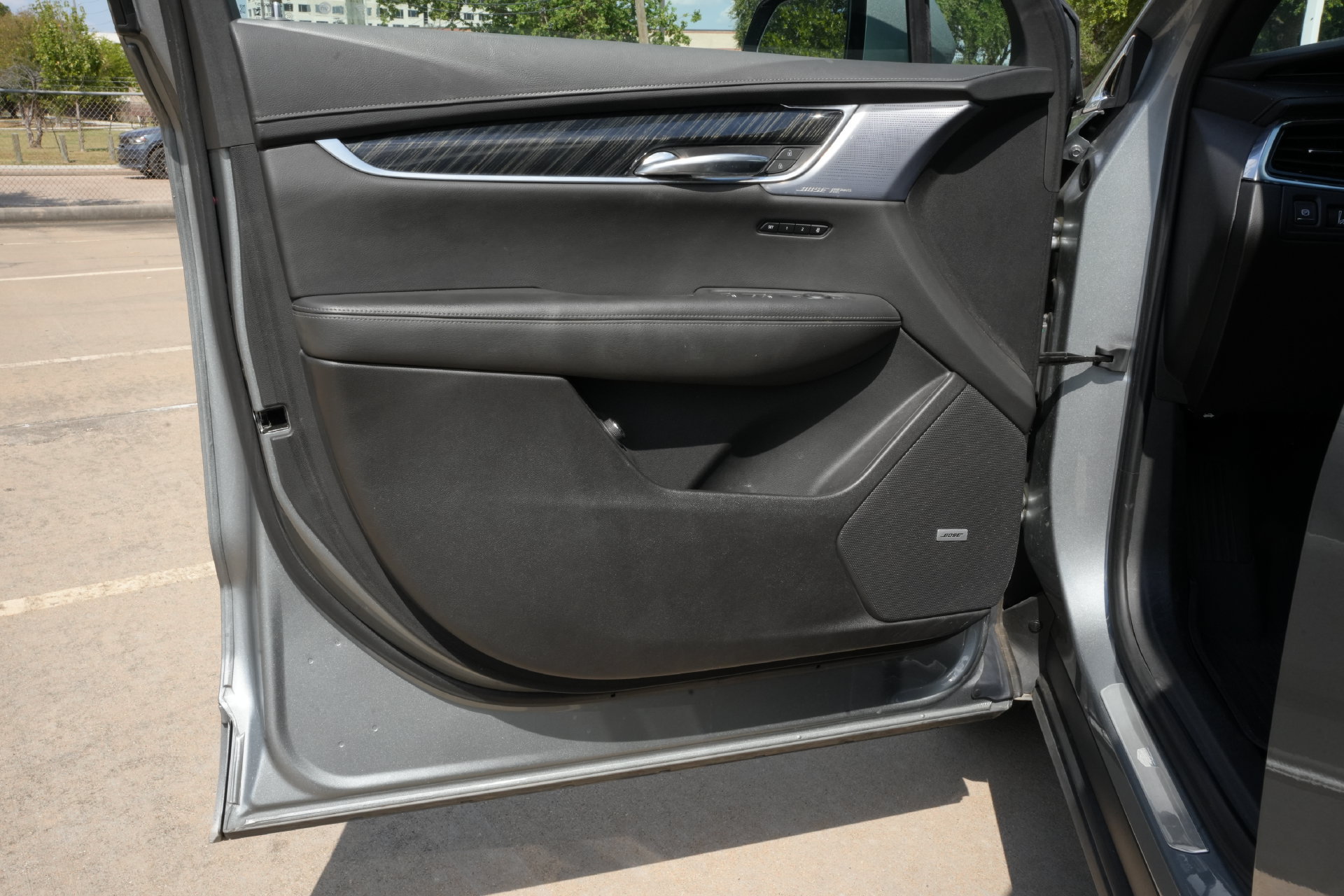 Used 2024 Cadillac XT6 Premium Luxury w/ Technology Package AWD/4WD image 19