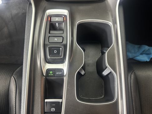 Used 2022 Honda Accord Sport image 19