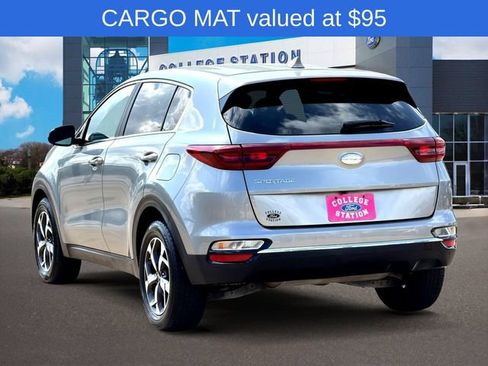 Used 2021 Kia Sportage LX w/ LX Fwd Popular Package image 3