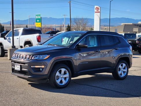 Used 2018 Jeep Compass Latitude image 5