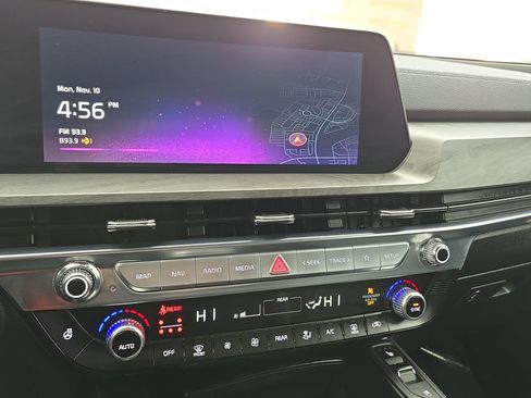 Used 2025 Kia Telluride SX Prestige X-Line image 21