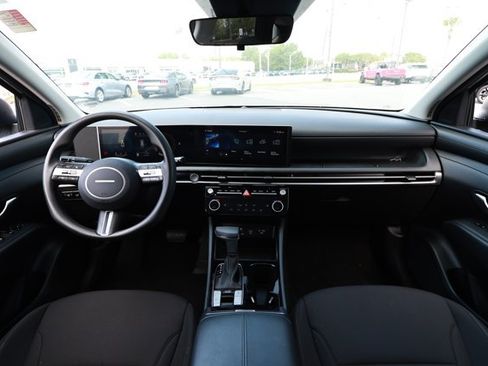 Used 2026 Hyundai Tucson SEL FWD image 30