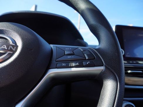 Used 2023 Nissan Altima 2.5 SV image 21