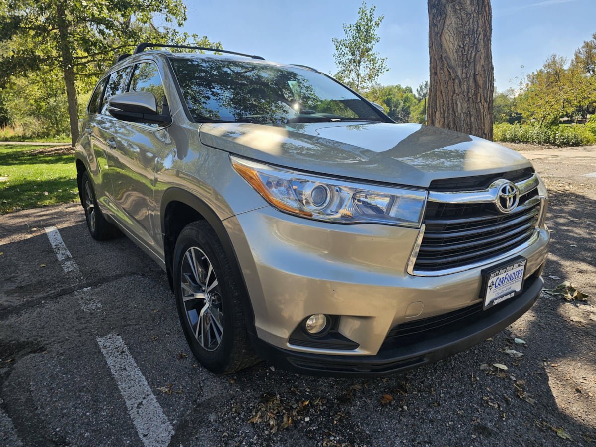 Used 2016 Toyota Highlander XLE AWD/4WD image 7