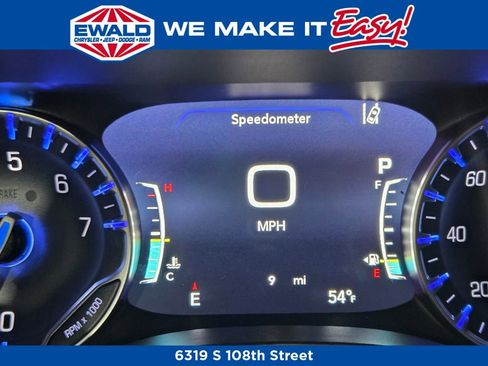 New 2026 Chrysler Pacifica Select image 22