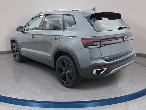 New 2026 Volkswagen Taos SEL AWD/4WD image 7