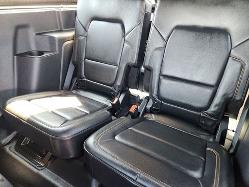 Used 2021 Ford Bronco Badlands image 32