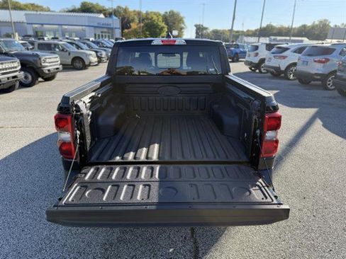 New 2025 Ford Maverick Lariat image 4