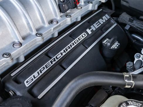 Used 2019 Dodge Charger SRT Hellcat w/ Navigation & Travel Group image 30