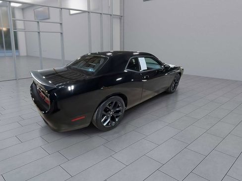 Used 2022 Dodge Challenger R/T w/ Blacktop Package image 8
