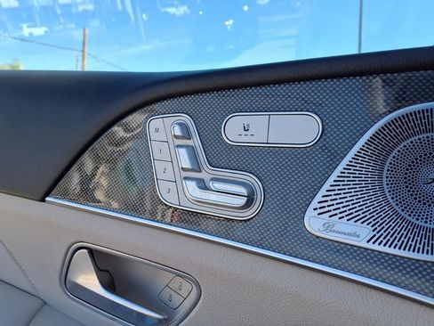 Used 2020 Mercedes-Benz GLE 350 4MATIC w/ Premium Package image 19